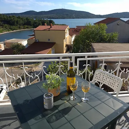 Jambrisko Apartament *