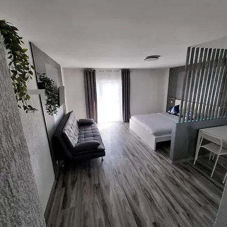 Apartament Jambrisko *